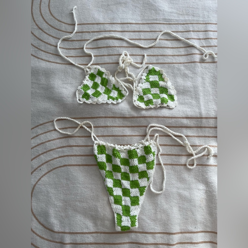 Knit bikini